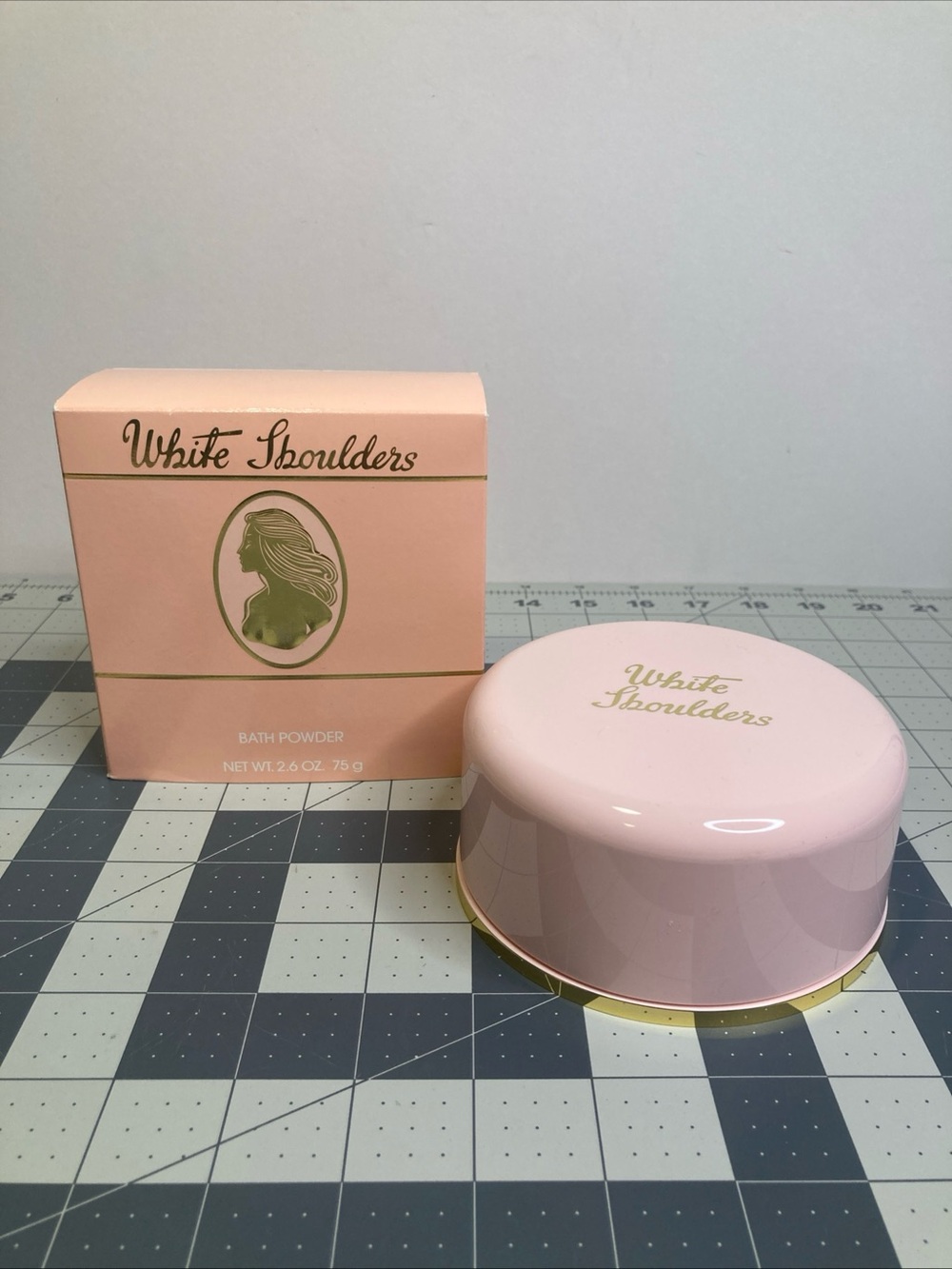 White Shoulders by Evyan 2.6 oz Bath Powder NIB Fragranced w/ Powder Puff Sealed